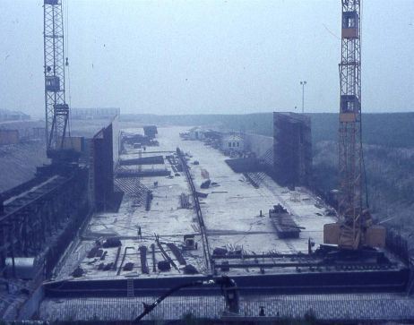 De bouw van de Heinenoordtunnel.